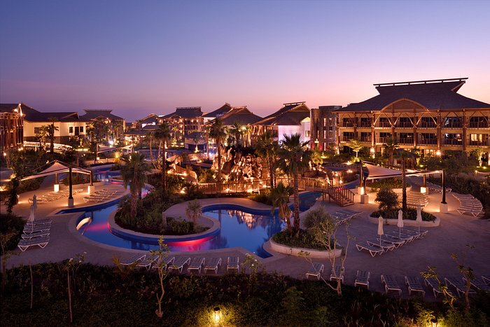 Lapita Hotel Dubai 4* Staycation + Dubai Parks & Resorts free tickets